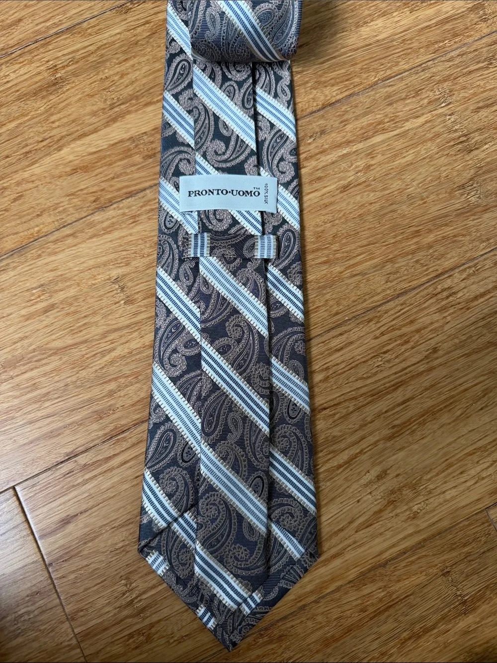 (3T) Pronto Uomo Brown Paisley Tie with Light Blue Stripes